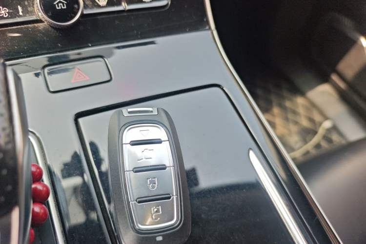 Used Roewe i6 MAX New Energy 2021 EV 500 Skyroof Flagship Edition Vehicle Key