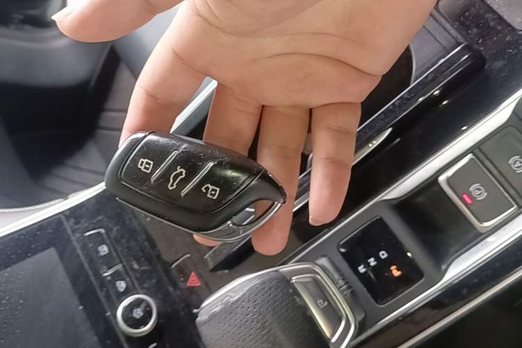 Used Roewe i6 MAX New Energy 2021 EV 500 Skyroof Deluxe Edition Vehicle Key