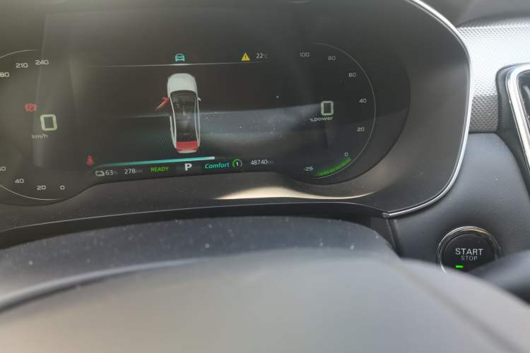 Used Roewe i6 MAX New Energy 2021 EV 500 Skyroof Deluxe Edition Odometer Close Up