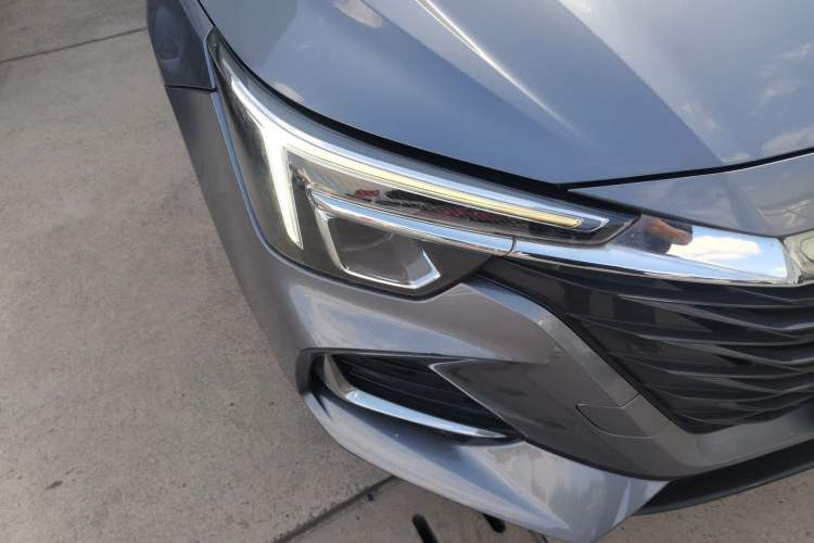 Used Roewe i6 MAX New Energy 2021 EV 500 Skyroof Deluxe Edition Right Front Headlight