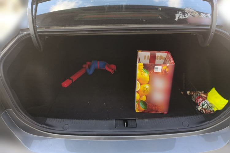 Used Roewe i6 MAX New Energy 2021 EV 500 Skyroof Deluxe Edition Trunk