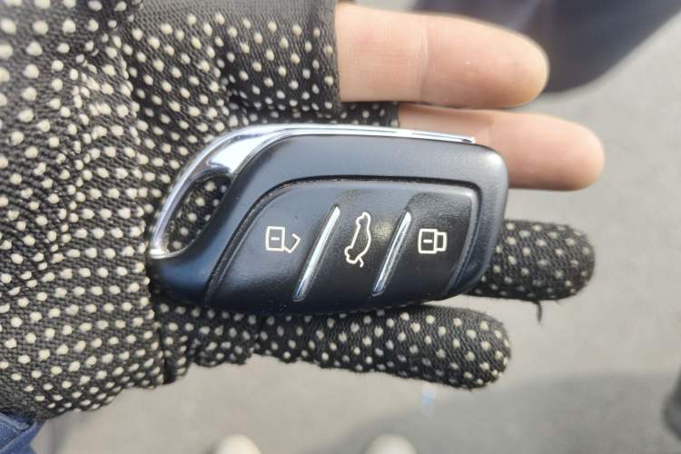 Used Roewe i6 MAX New Energy 2021 EV 500 Skyroof Flagship Edition Vehicle Key