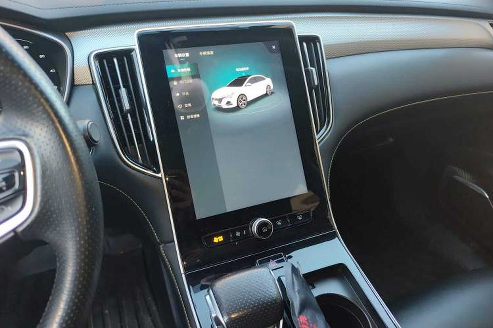 Used Roewe i6 MAX New Energy 2021 EV 500 Skyroof Flagship Edition Audio And AC Panel
