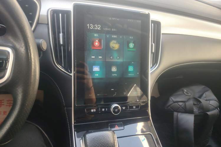 Used Roewe i6 MAX New Energy 2021 EV 500 Skyroof Deluxe Edition Audio And AC Panel