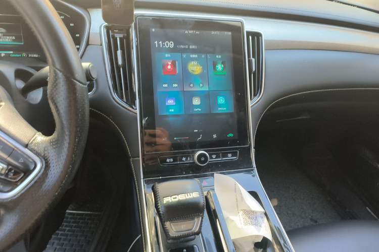 Used Roewe i6 MAX New Energy 2021 EV 500 Skyroof Deluxe Edition Audio And AC Panel