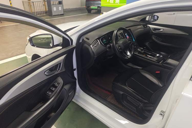 Used Roewe i6 MAX New Energy 2021 EV 500 Skyroof Deluxe Edition Driver Seat