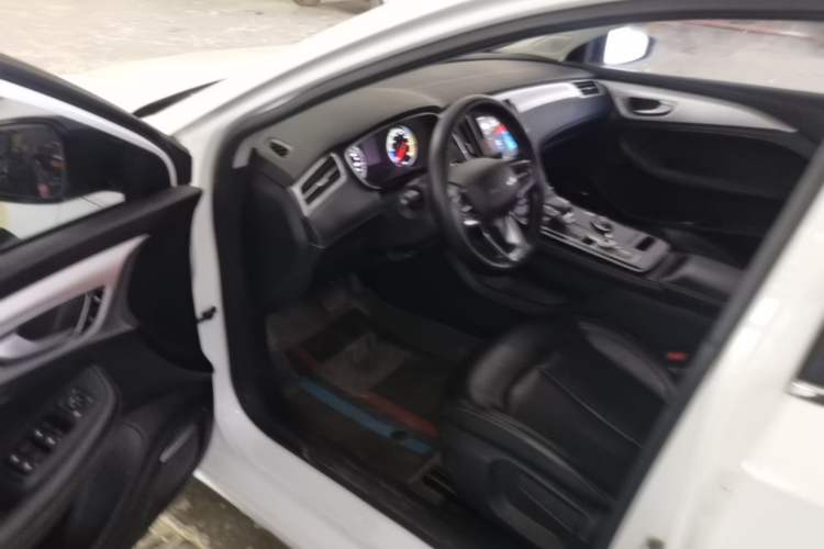 Used Roewe i6 MAX New Energy 2021 1.5T PHEV Online Ride-Hailing Luxury Edition Driver Seat