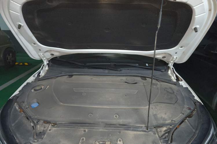 Used Roewe i6 MAX New Energy 2021 EV 500 Skyroof Flagship Edition Engine Bay