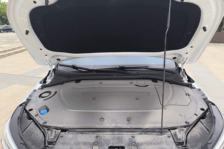 Used Roewe i6 MAX New Energy 2021 EV 500 Skyroof Deluxe Edition Engine Bay