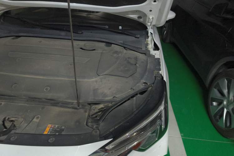 Used Roewe i6 MAX New Energy 2021 EV 500 Skyroof Flagship Edition Engine Bay Left