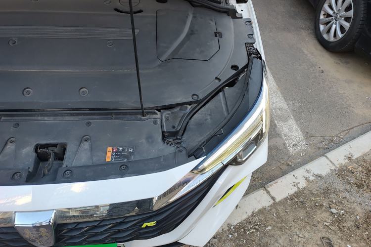 Used Roewe i6 MAX New Energy 2021 EV 500 Skyroof Flagship Edition Engine Bay Left