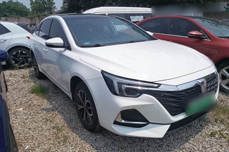 Used Roewe i6 MAX New Energy 2021 EV 500 Skyroof Deluxe Edition Front Right 45 Deg