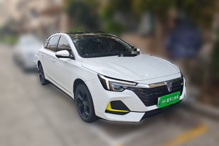 Used Roewe i6 MAX New Energy 2021 EV 500 Skyroof Flagship Edition Front Right 45 Deg