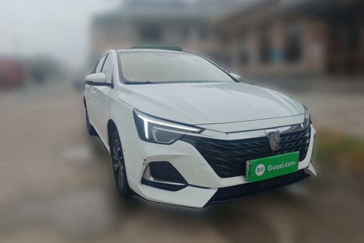 Used Roewe i6 MAX New Energy 2021 EV 500 Skyroof Deluxe Edition Front Right 45 Deg