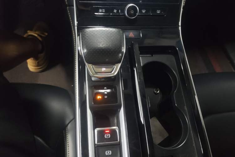 Used Roewe i6 MAX New Energy 2021 EV 500 Skyroof Deluxe Edition Gear Lever