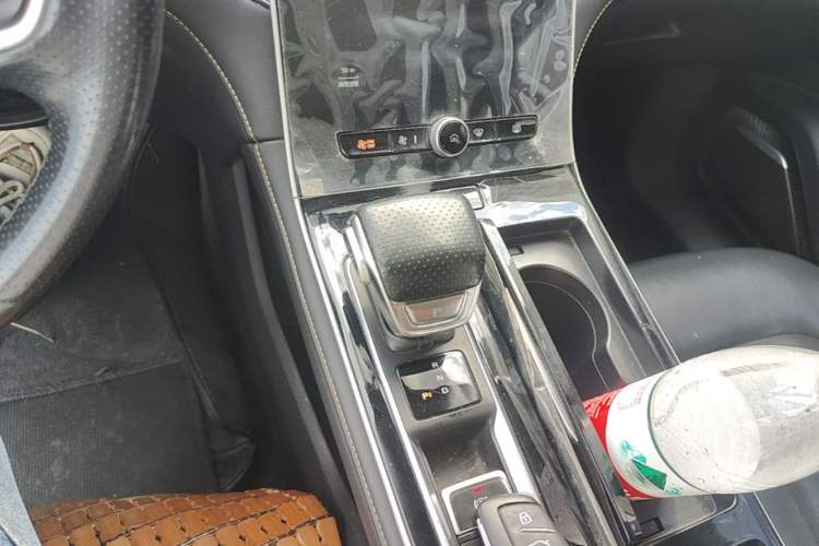 Used Roewe i6 MAX New Energy 2021 1.5T PHEV Online Ride-Hailing Flagship Edition Gear Lever