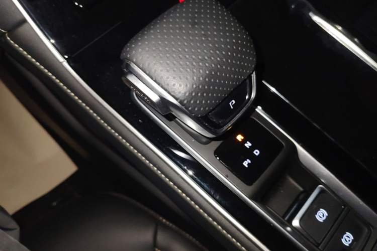 Used Roewe i6 MAX New Energy 2021 EV 500 Skyroof Deluxe Edition Gear Lever