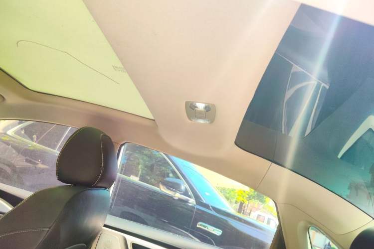 Used Roewe i6 MAX New Energy 2021 EV 500 Skyroof Flagship Edition Headliner