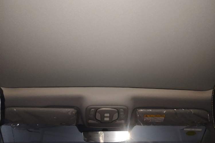 Used Roewe i6 MAX New Energy 2021 EV 500 Skyroof Deluxe Edition Headliner