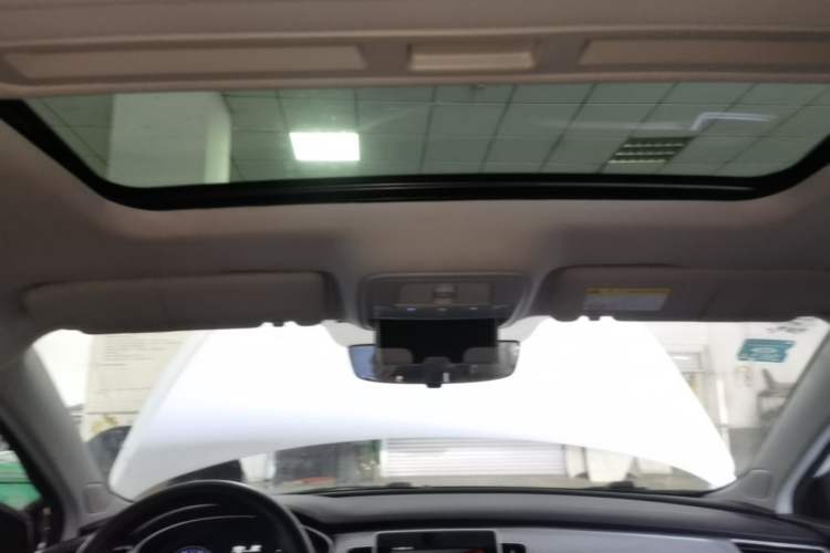 Used Roewe i6 MAX New Energy 2021 1.5T PHEV Online Ride-Hailing Luxury Edition Headliner