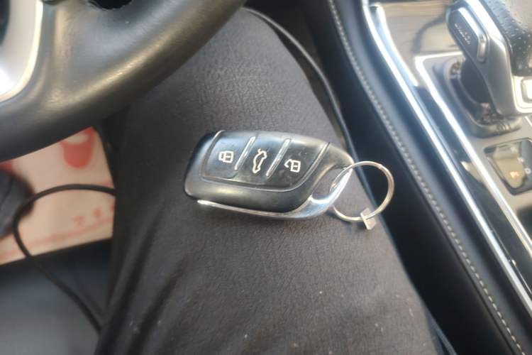 Used Roewe i6 MAX New Energy 2021 EV 500 Skyroof Deluxe Edition Interior 1
