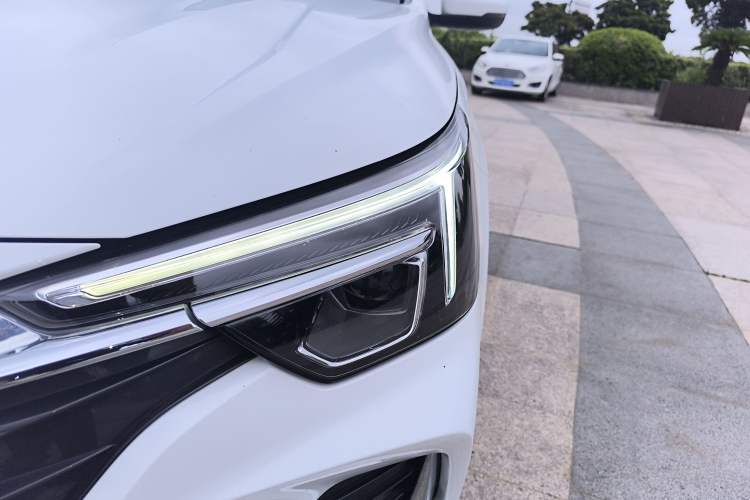 Used Roewe i6 MAX New Energy 2021 EV 500 Skyroof Deluxe Edition Left Front Headlight