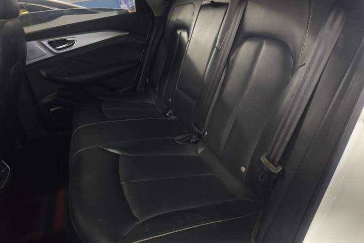 Used Roewe i6 MAX New Energy 2021 EV 500 Skyroof Deluxe Edition Left Rear Seat