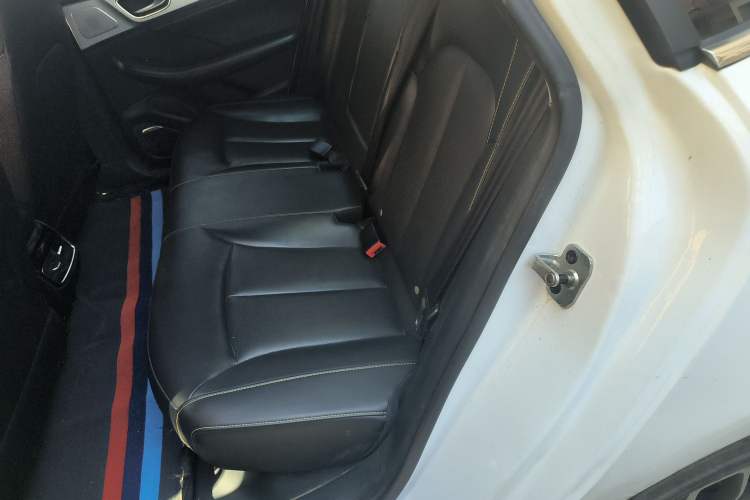Used Roewe i6 MAX New Energy 2021 EV 500 Skyroof Deluxe Edition Left Rear Seat