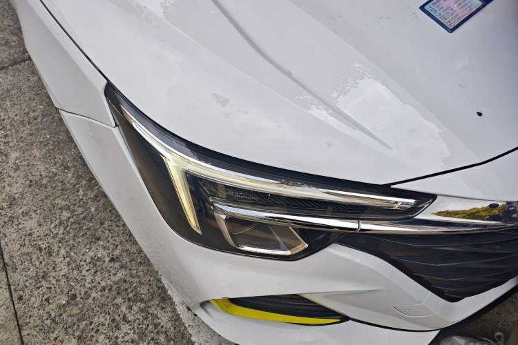 Used Roewe i6 MAX New Energy 2021 EV 500 Skyroof Flagship Edition Right Front Headlight