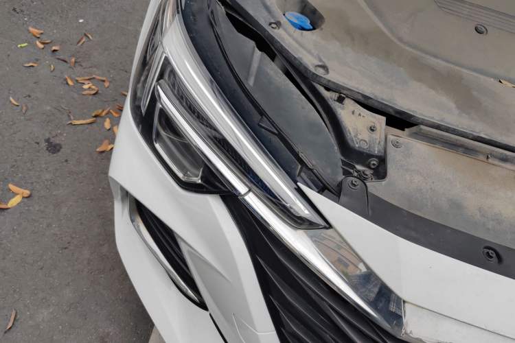 Used Roewe i6 MAX New Energy 2021 EV 500 Skyroof Deluxe Edition Right Front Headlight