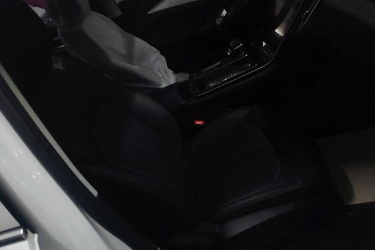 Used Roewe i6 MAX New Energy 2021 EV 500 Skyroof Deluxe Edition Right Front Seat