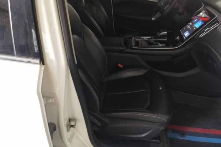 Used Roewe i6 MAX New Energy 2021 1.5T PHEV Online Ride-Hailing Luxury Edition Right Front Seat