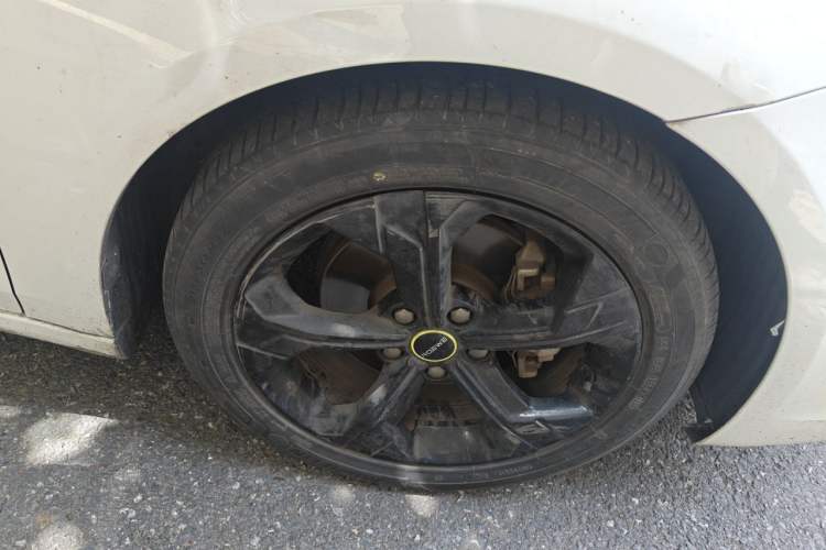 Used Roewe i6 MAX New Energy 2021 1.5T PHEV Online Ride-Hailing Luxury Edition Right Front Wheel Hub