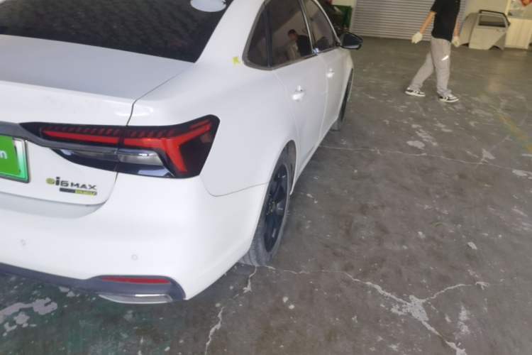 Used Roewe i6 MAX New Energy 2021 1.5T PHEV Online Ride-Hailing Luxury Edition Right Rear Taillight