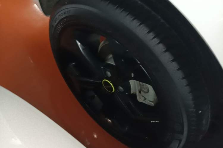 Used Roewe i6 MAX New Energy 2021 EV 500 Skyroof Flagship Edition Right Rear Wheel Hub