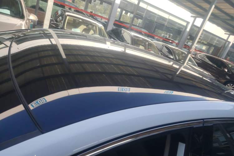 Used Roewe i6 MAX New Energy 2021 EV 500 Skyroof Deluxe Edition Roof