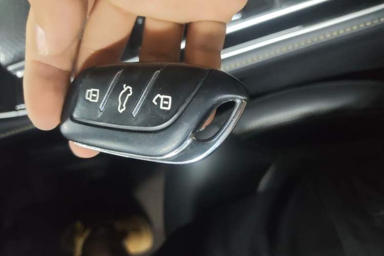 Used Roewe i6 MAX New Energy 2021 EV 500 Skyroof Deluxe Edition Vehicle Key