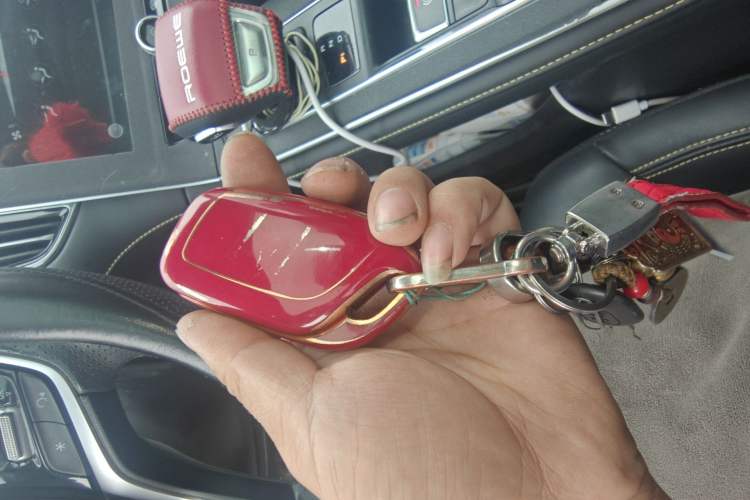 Used Roewe i6 MAX New Energy 2021 EV 500 Skyroof Deluxe Edition Vehicle Key