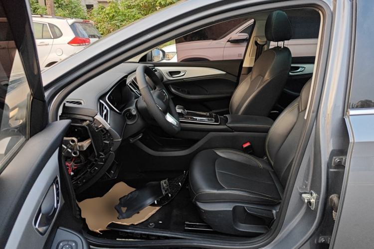 Used Roewe i6 MAX New Energy 2022 EV 500 Grand Touring Edition with Sunroof Left Front Seat