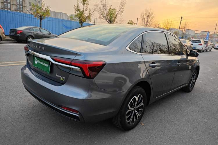 Used Roewe i6 MAX New Energy 2022 EV 500 Grand Touring Edition with Sunroof Rear Right 45 Deg