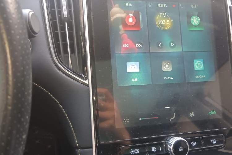Used Roewe i6 MAX New Energy 2022 EV 600 Grand Touring Edition with Skyroof Audio And AC Panel