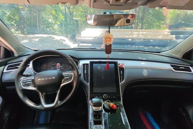 Used Roewe i6 MAX New Energy 2022 EV 500 Grand Touring Edition with Sunroof Center Console