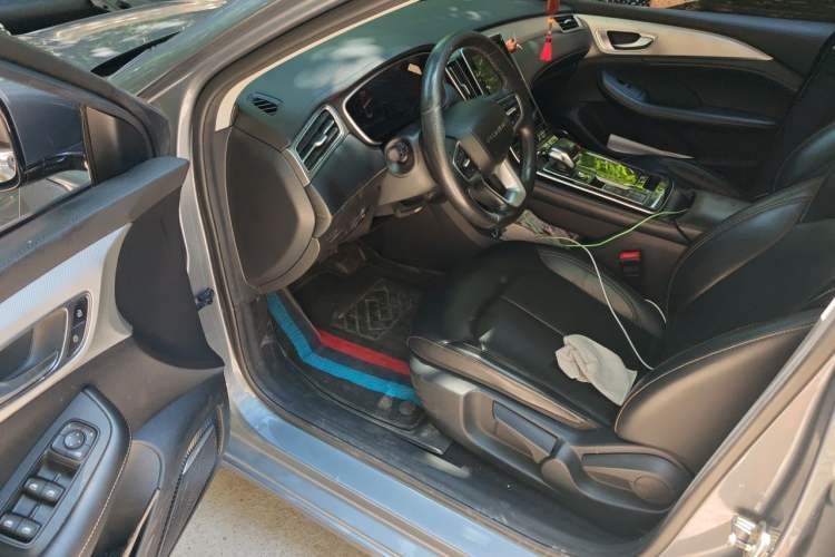 Used Roewe i6 MAX New Energy 2022 EV 500 Grand Touring Edition with Sunroof Driver Seat