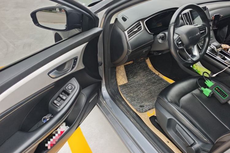 Used Roewe i6 MAX New Energy 2022 EV 600 Grand Touring Edition with Skyroof Driver Seat