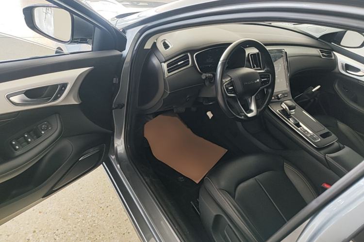 Used Roewe i6 MAX New Energy 2022 EV 500 Grand Touring Edition with Sunroof Driver Seat
