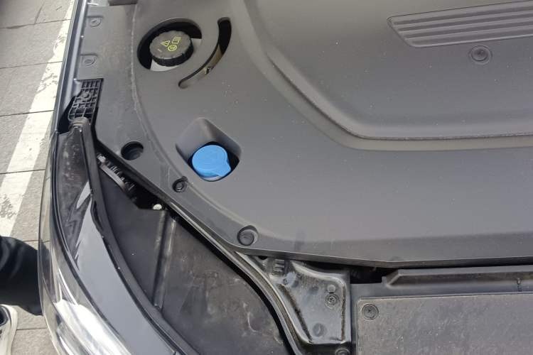 Used Roewe i6 MAX New Energy 2022 EV 600 Grand Touring Edition with Skyroof Engine Bay Right