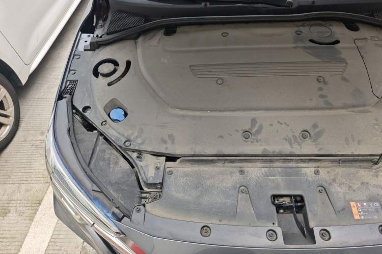 Used Roewe i6 MAX New Energy 2022 EV 500 Grand Touring Edition with Sunroof Engine Bay Right
