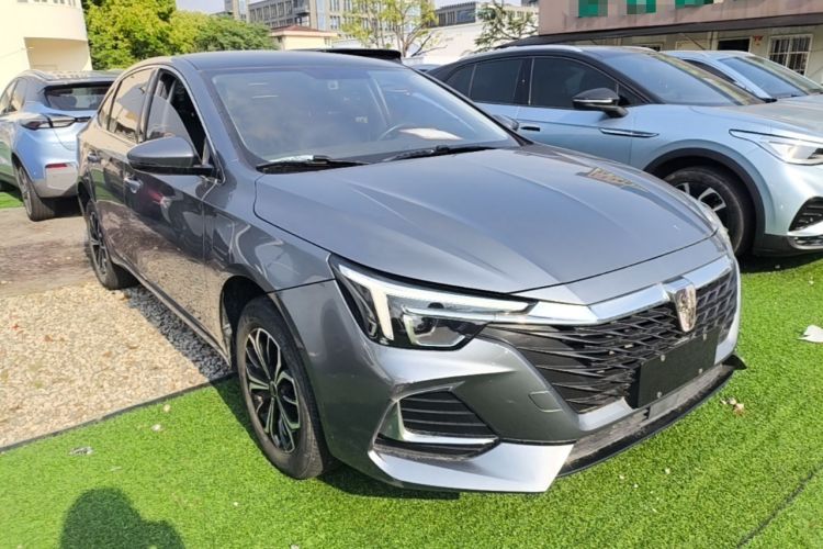 Used Roewe i6 MAX New Energy 2022 EV 500 Grand Touring Edition with Sunroof Exterior 1