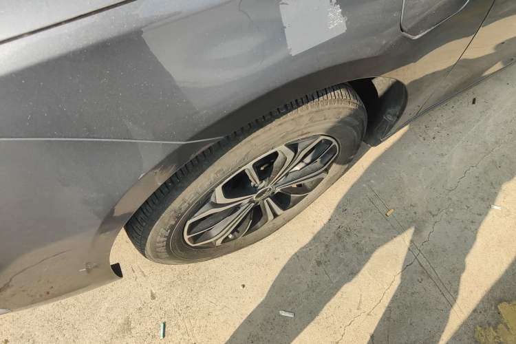 Used Roewe i6 MAX New Energy 2022 EV 500 Grand Touring Edition with Sunroof Exterior 7