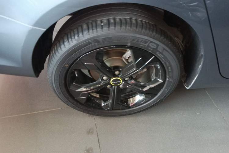 Used Roewe i6 MAX New Energy 2022 EV 500 Skyroof Flagship Edition Exterior 8